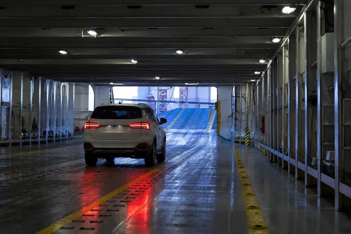 SUV / MPV / 4×4 RORO